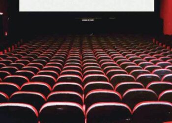 ۱۰۰ سالن سینما توسط حوزه هنری در دست بهسازی و بهره‌برداری است