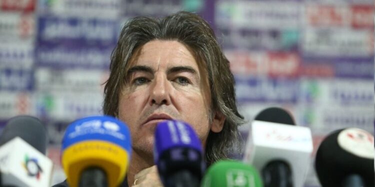 ساپینتو: شرایط مالی استقلال فاجعه است اما باید نساجی را ببریم/ منتظر تماس مورایس هستم