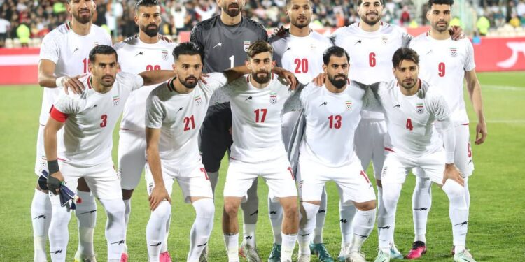 ۲۴ بازیکن به اردوی تیم ملی فوتبال دعوت شدند/ غیبت بازیکنان پرسپولیس و استقلال