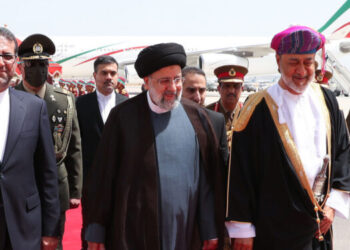 ارزیابی تحلیلگران عرب از سفر سلطان عمان به تهران