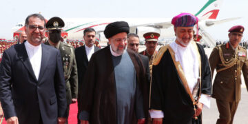 ارزیابی تحلیلگران عرب از سفر سلطان عمان به تهران