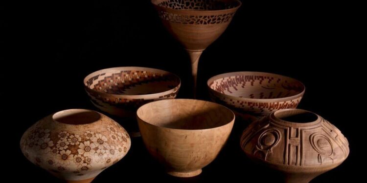 گشایش نمایشگاه «انتهای حضور» در چوب