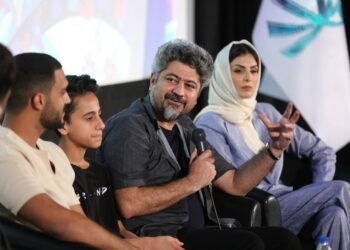 سخنان عجیب سازنده “هوک” درباره کارخانه‌های تعطیل شده در سیستان و بلوچستان