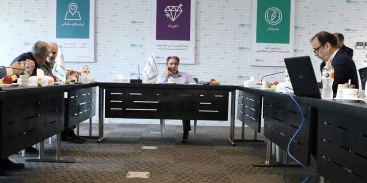 کارنامه درخشان بیمه دی در پاسخگویی و مشتری مداری