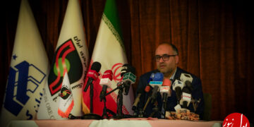 حرکت سنگ آهن مرکزی بر ریل توسعه (+فیلم)